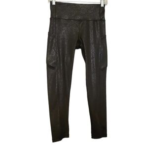 Ebb & Flow | Women's Black Floral Print Yoga Leggings (Size Small)